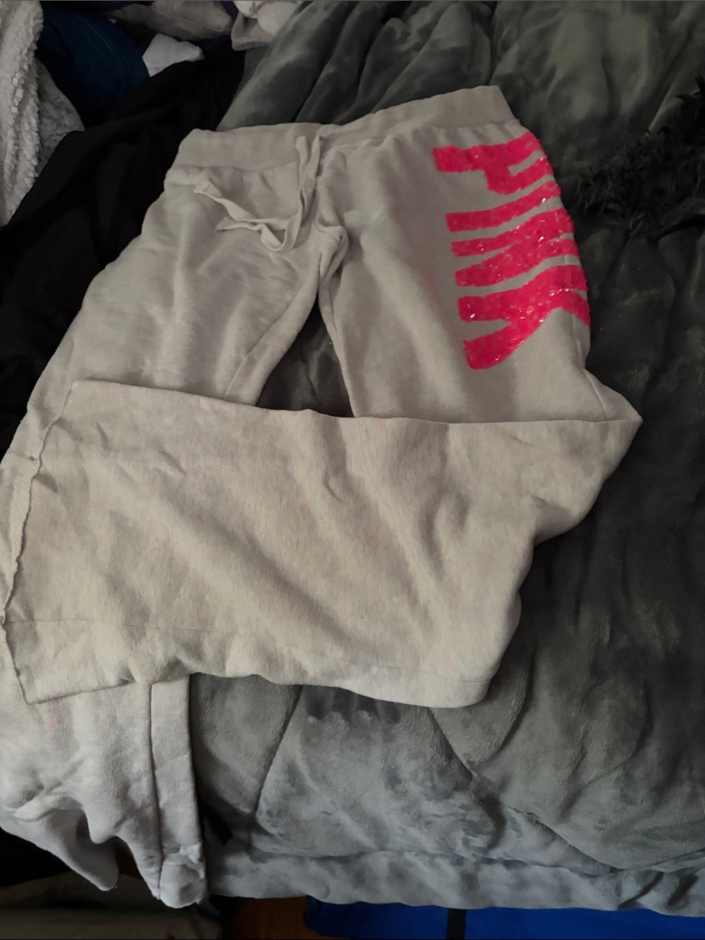 Vs pink pants size large - Picture 3 of 5